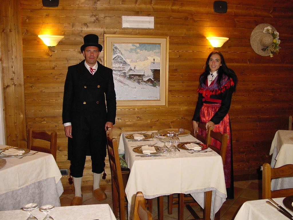 Hotel Bellevue Champoluc Luaran gambar