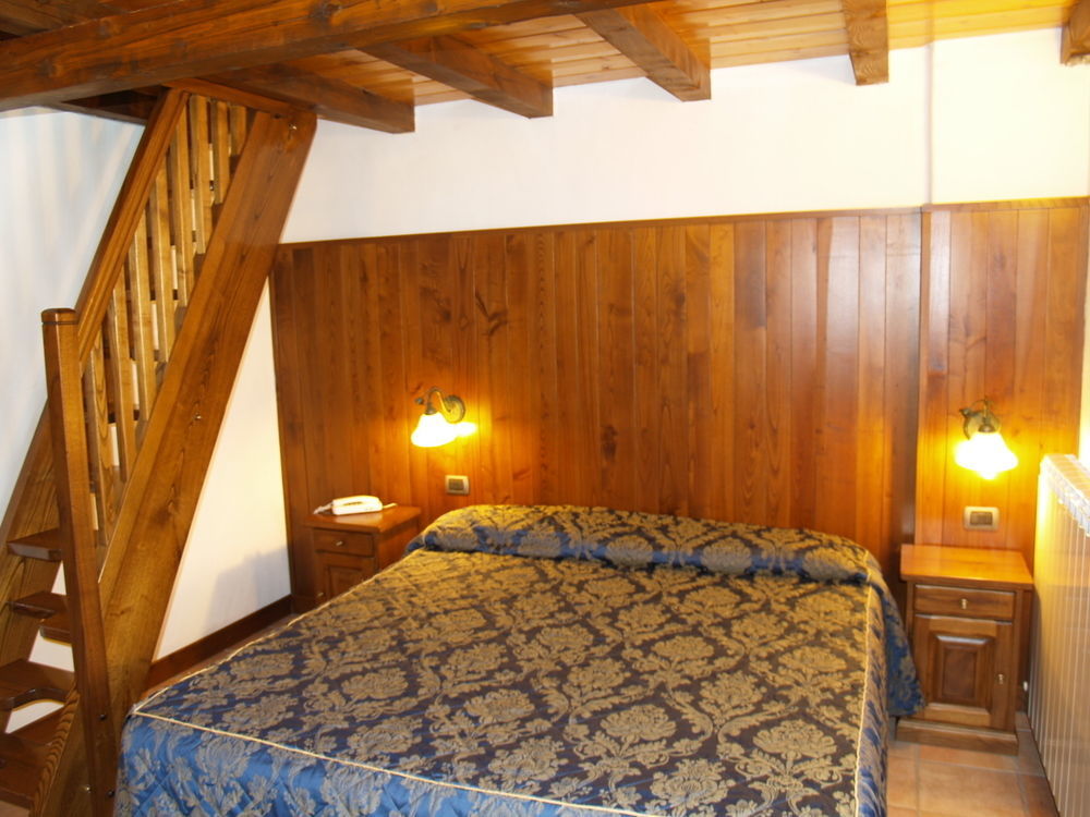 Hotel Bellevue Champoluc Luaran gambar