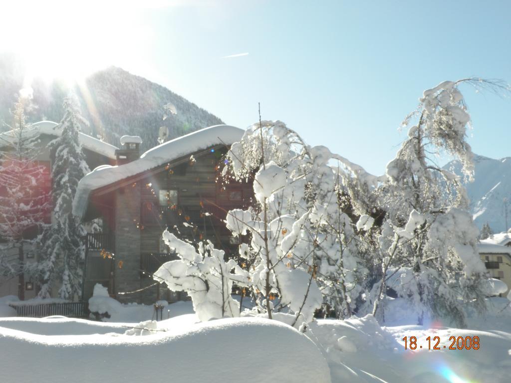 Hotel Bellevue Champoluc Luaran gambar